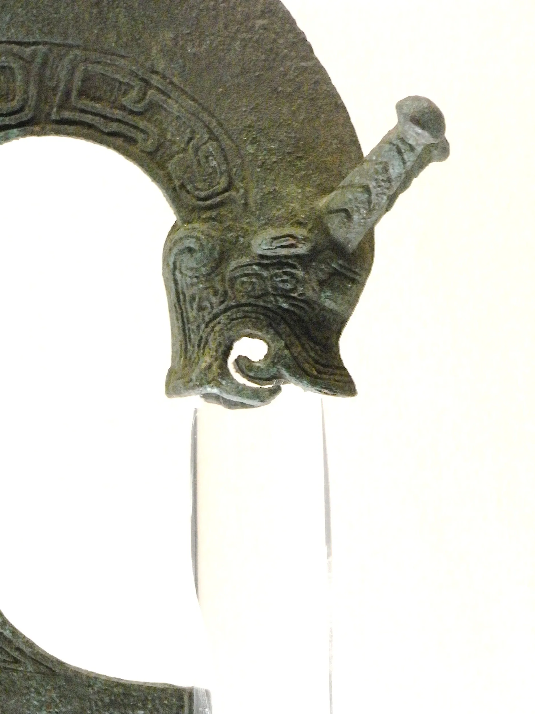 龍首鉞(拡大)